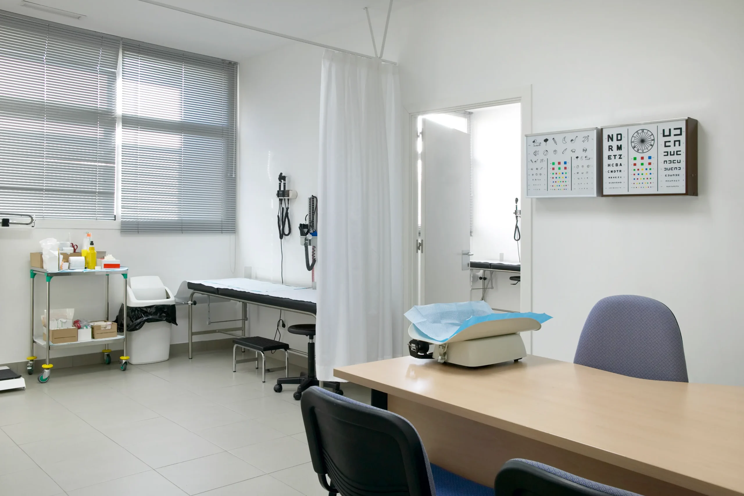 hospital-doctor-consulting-room-healthcare-equipm-2025-01-27-21-09-06-utc